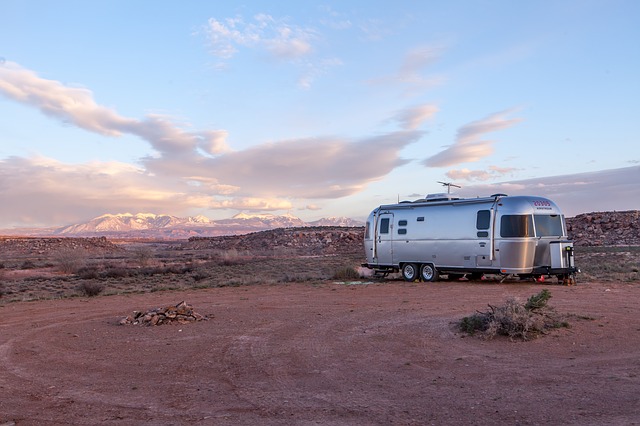 karavan v poušti